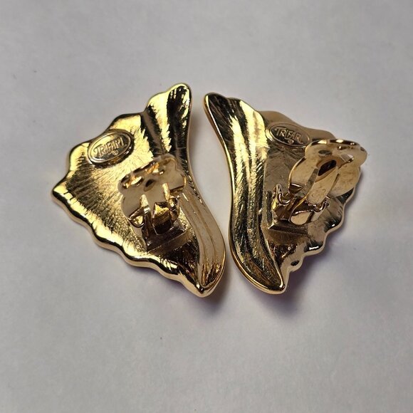 Vintage Trifari Earrings Clip On Red Gold Tone Wings 80s Glam Fashion Retro - Picture 8 of 13